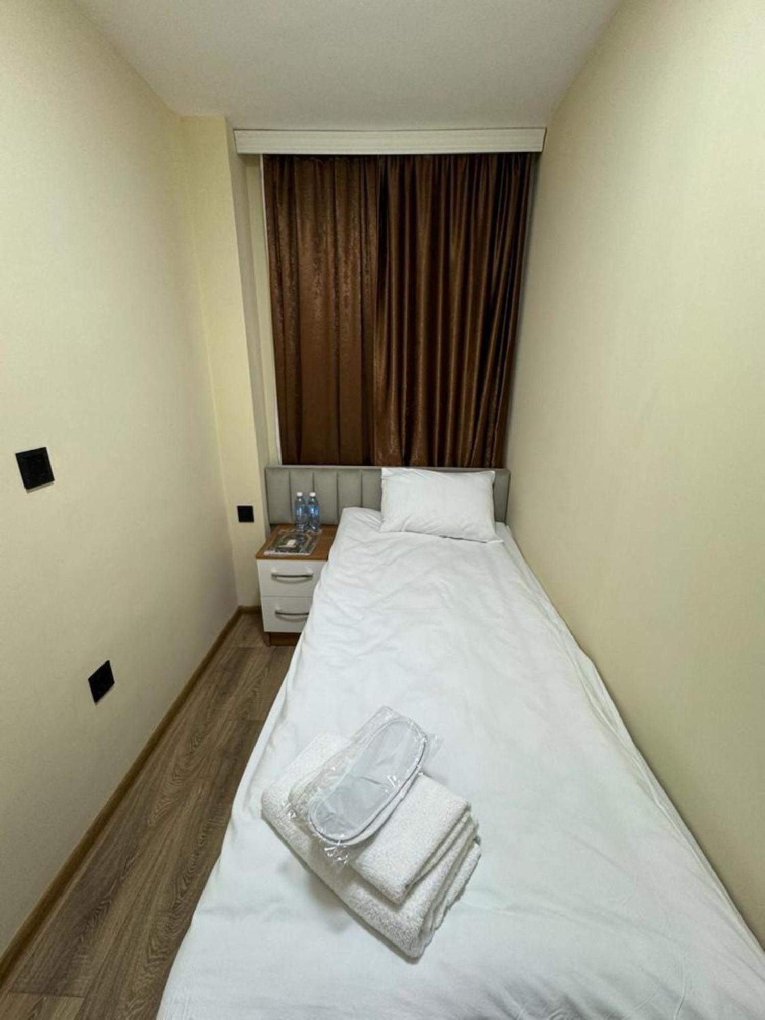 Hillside City Center Hotel Баку Экстерьер фото