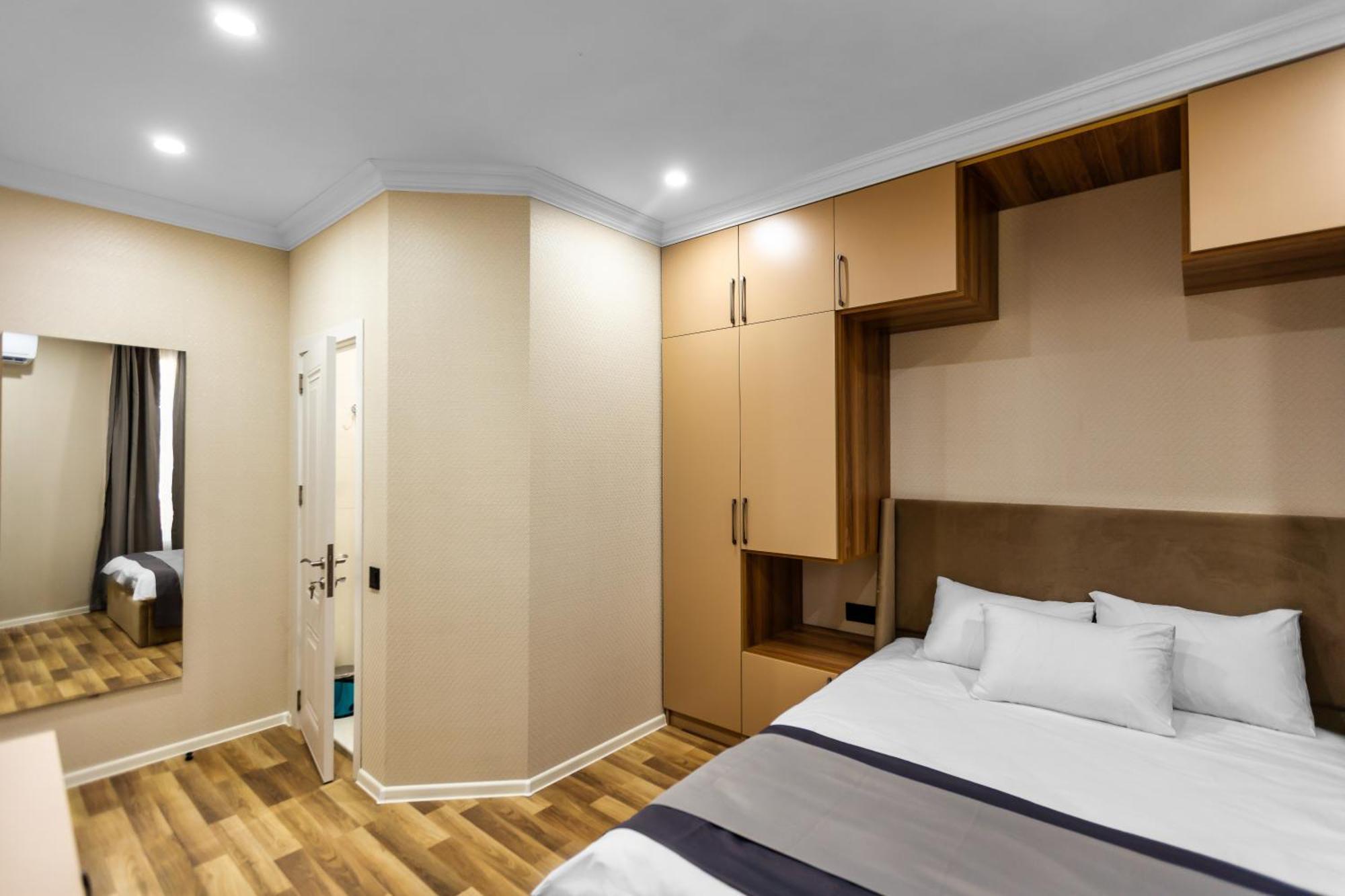 Hillside City Center Hotel Баку Экстерьер фото