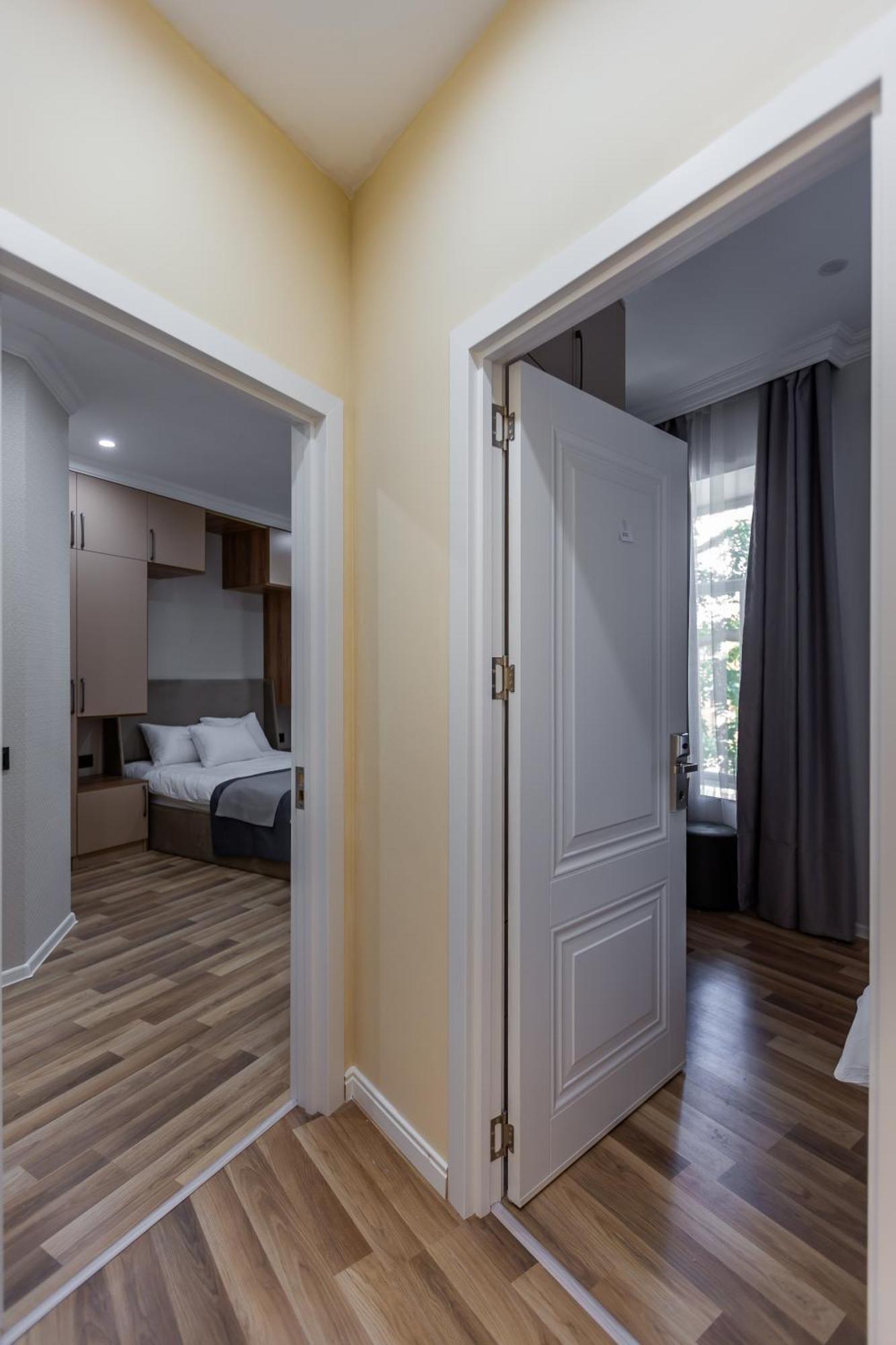 Hillside City Center Hotel Баку Экстерьер фото
