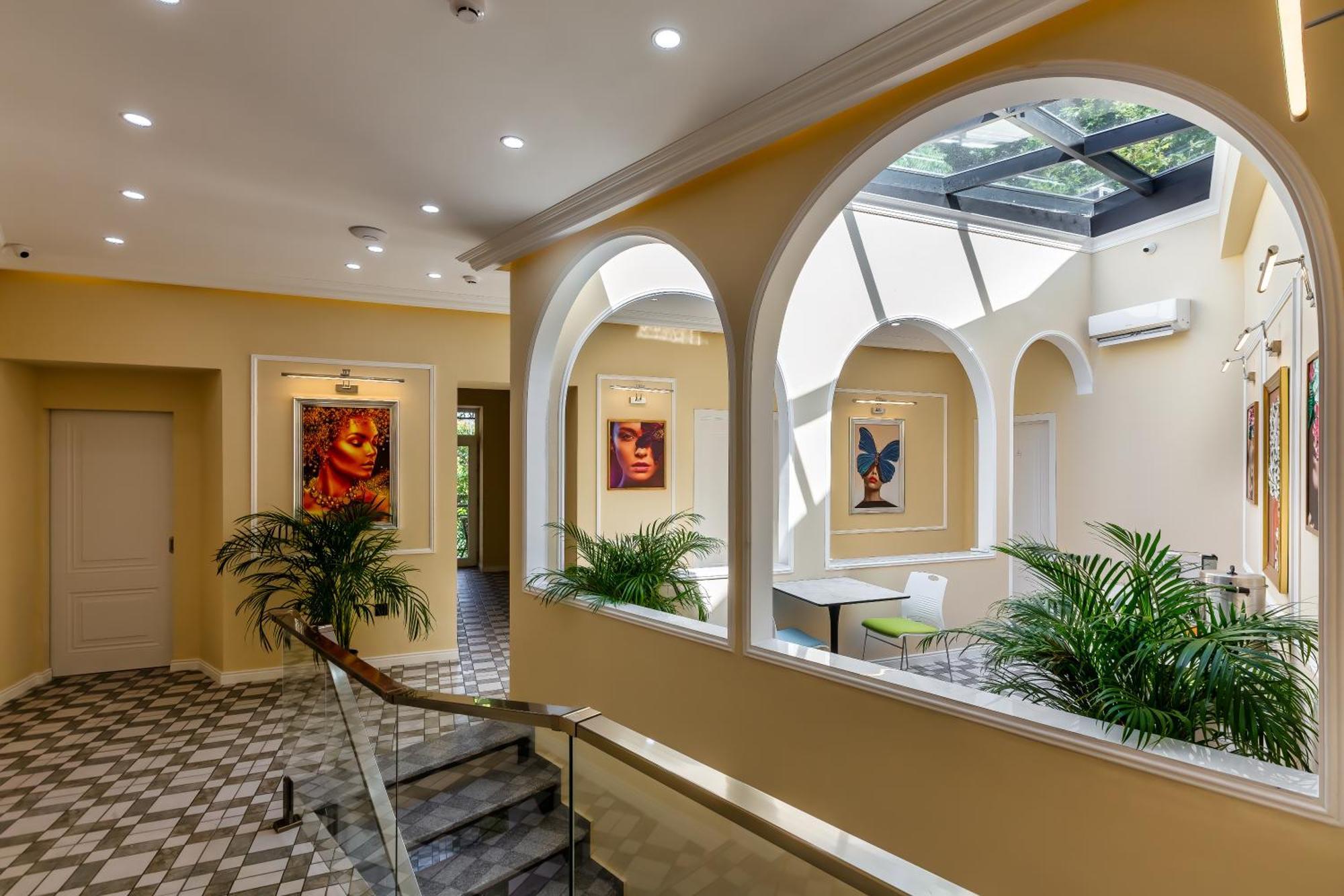 Hillside City Center Hotel Баку Экстерьер фото