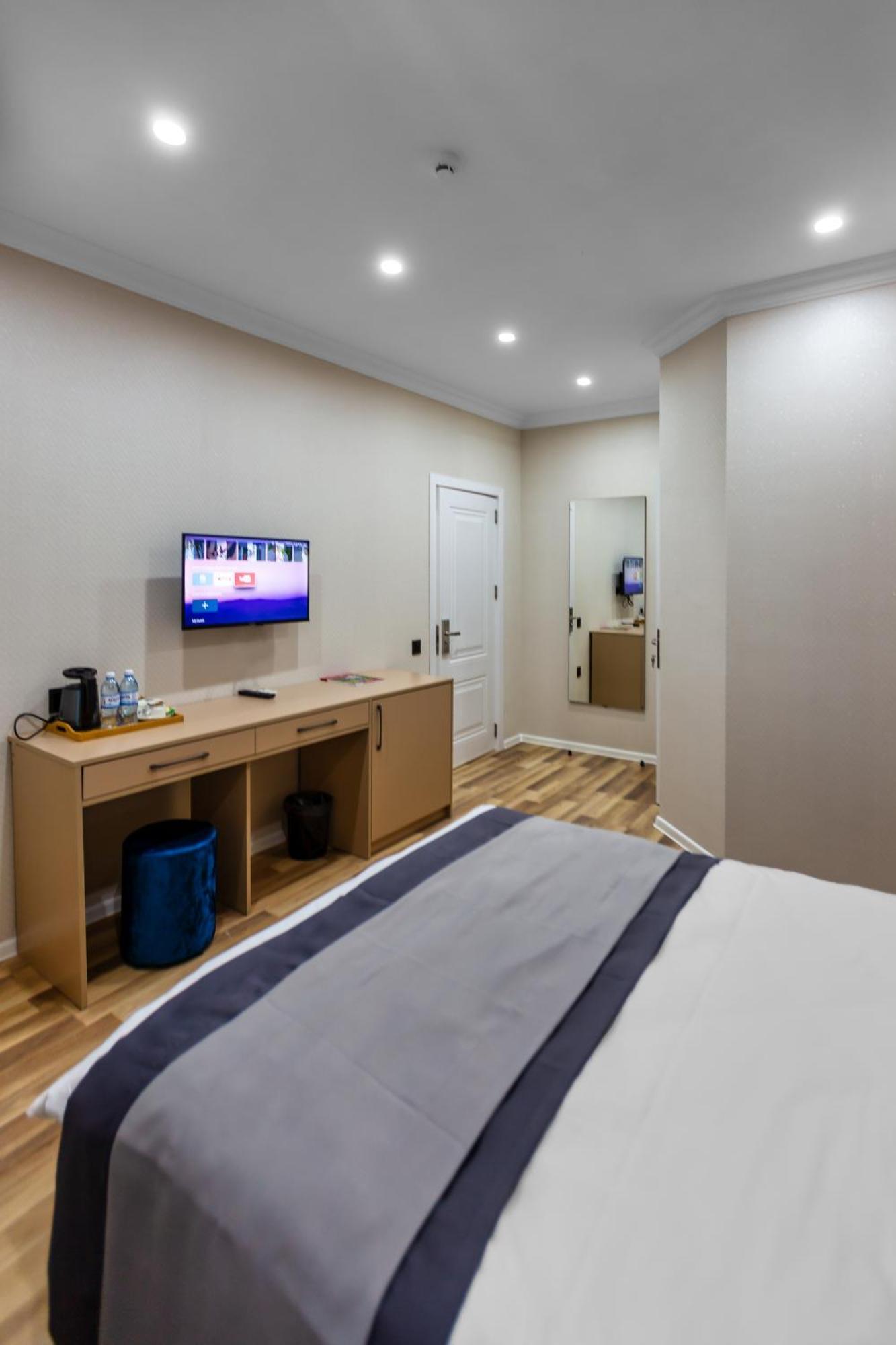 Hillside City Center Hotel Баку Экстерьер фото