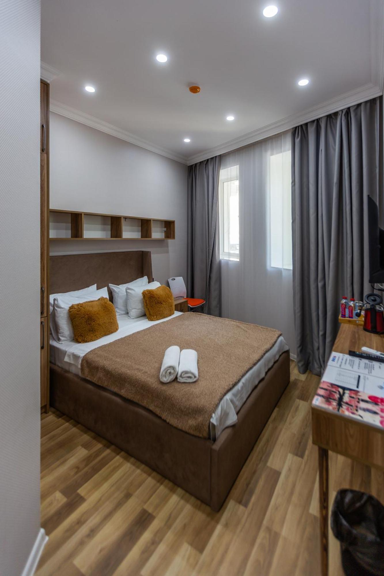Hillside City Center Hotel Баку Экстерьер фото