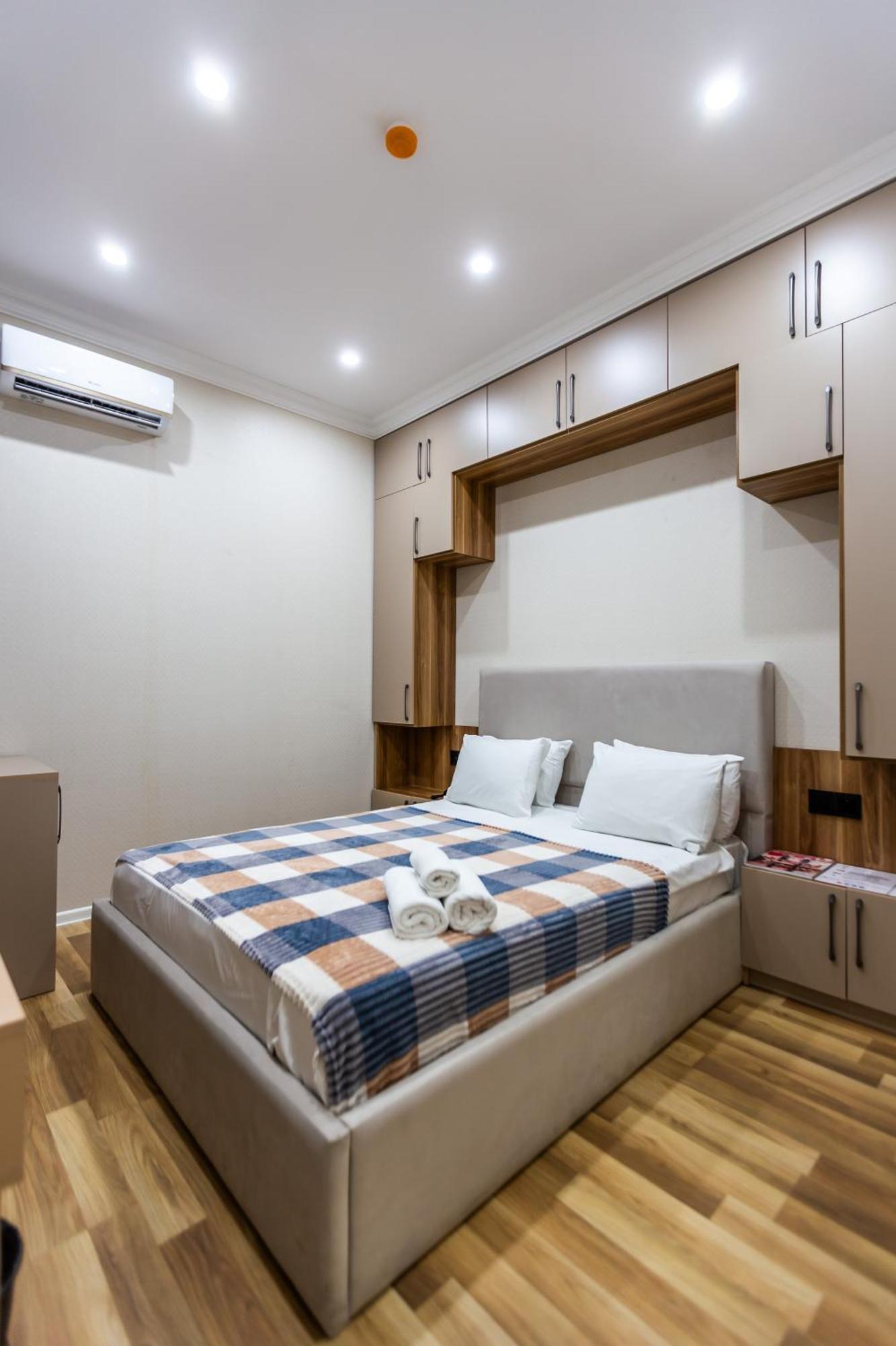 Hillside City Center Hotel Баку Экстерьер фото