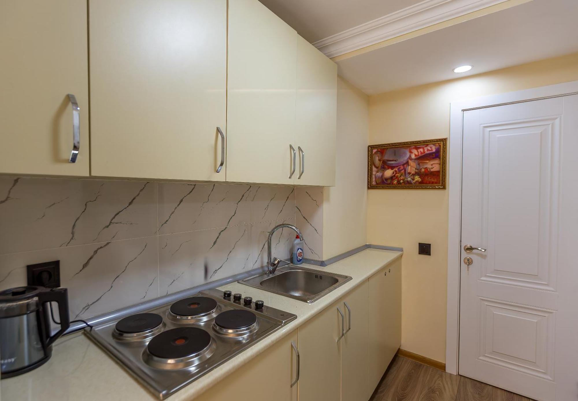 Hillside City Center Hotel Баку Экстерьер фото